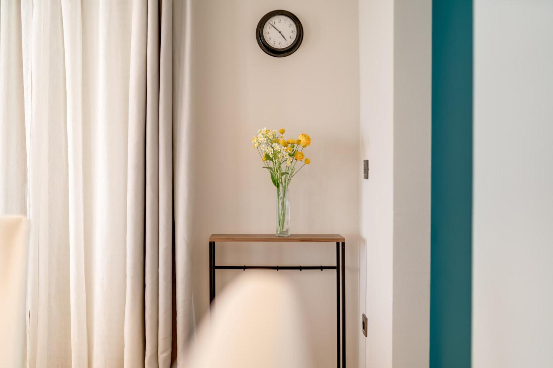 Beachfront apartment with pool, panoramic sea view - by Traveler tourist agency Krk - ID 2390