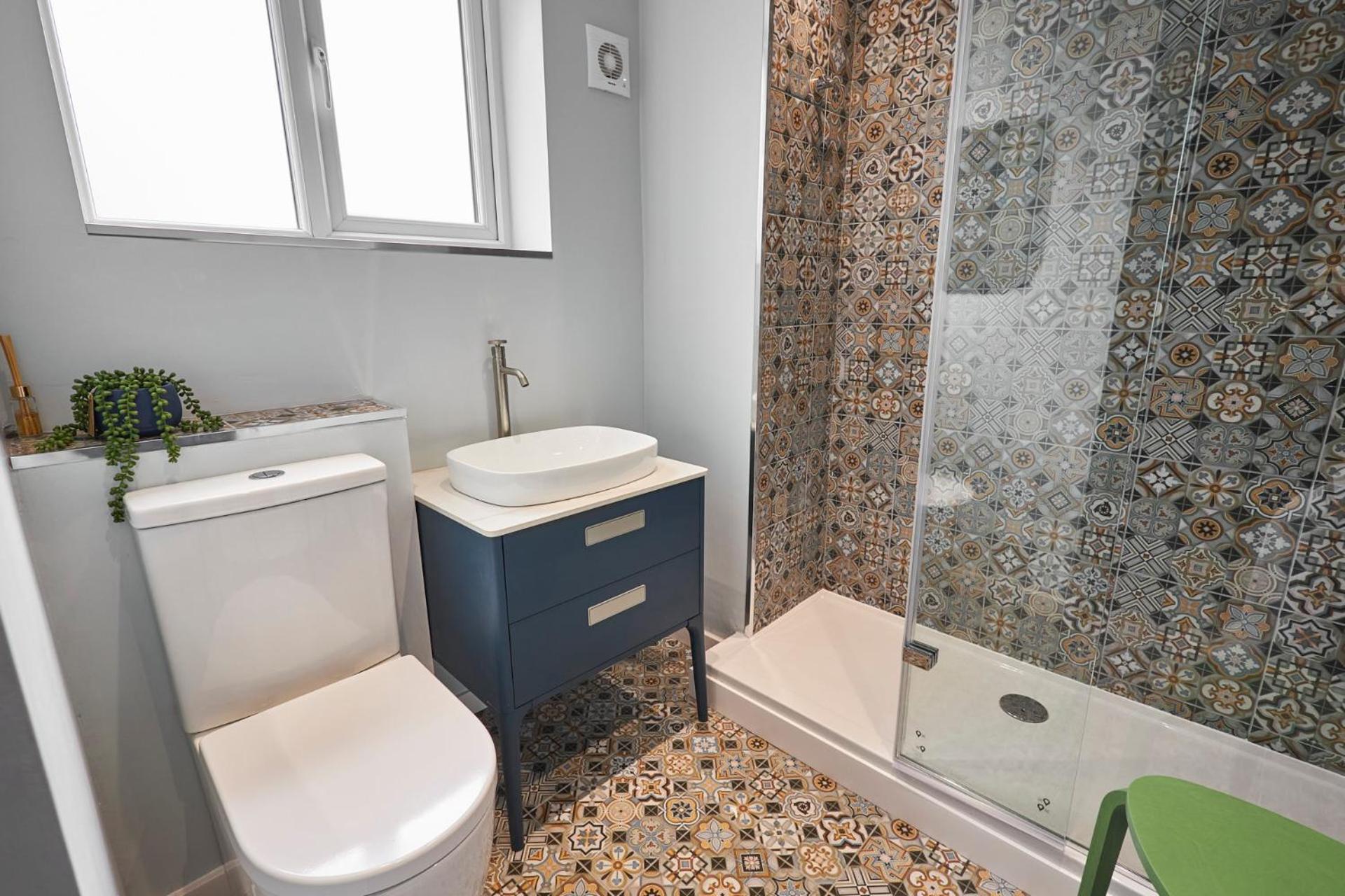 The Believe Boutique (Believe Bar & Bedrooms)