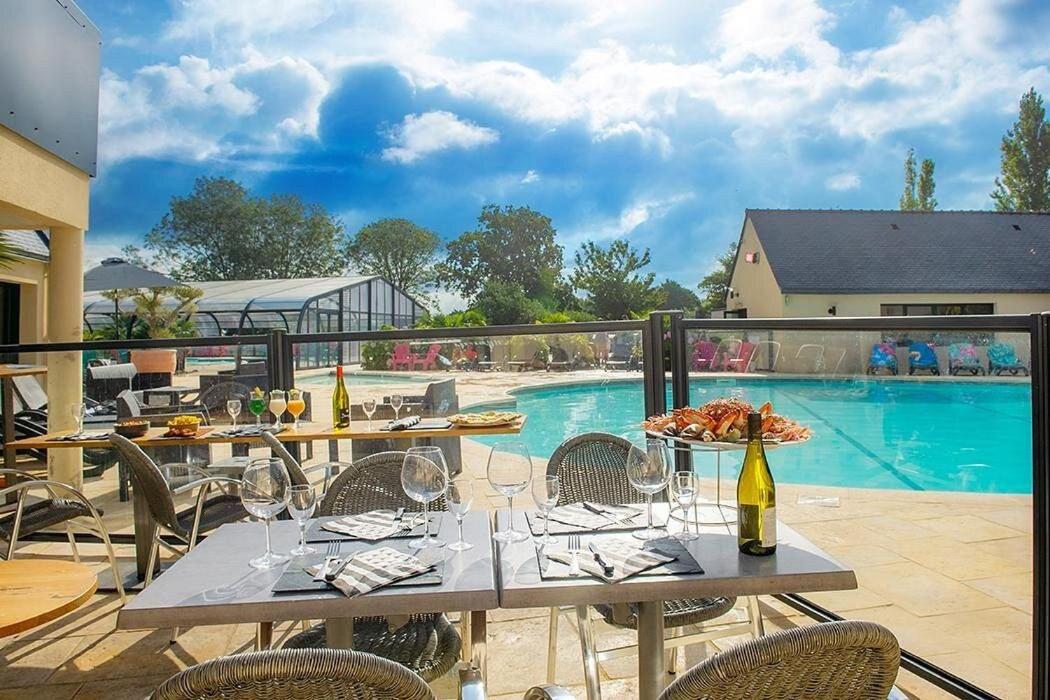 mobil home 6 pers camping 4 étoiles domaine de la pommeraie tregunc bretagne