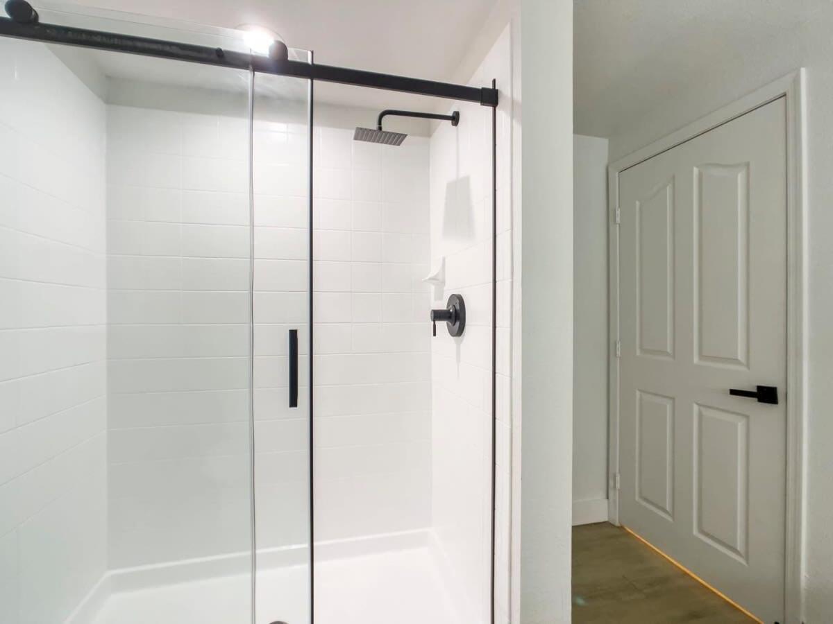 2BR Kierland Commons Golf Oasis by CozySuites!