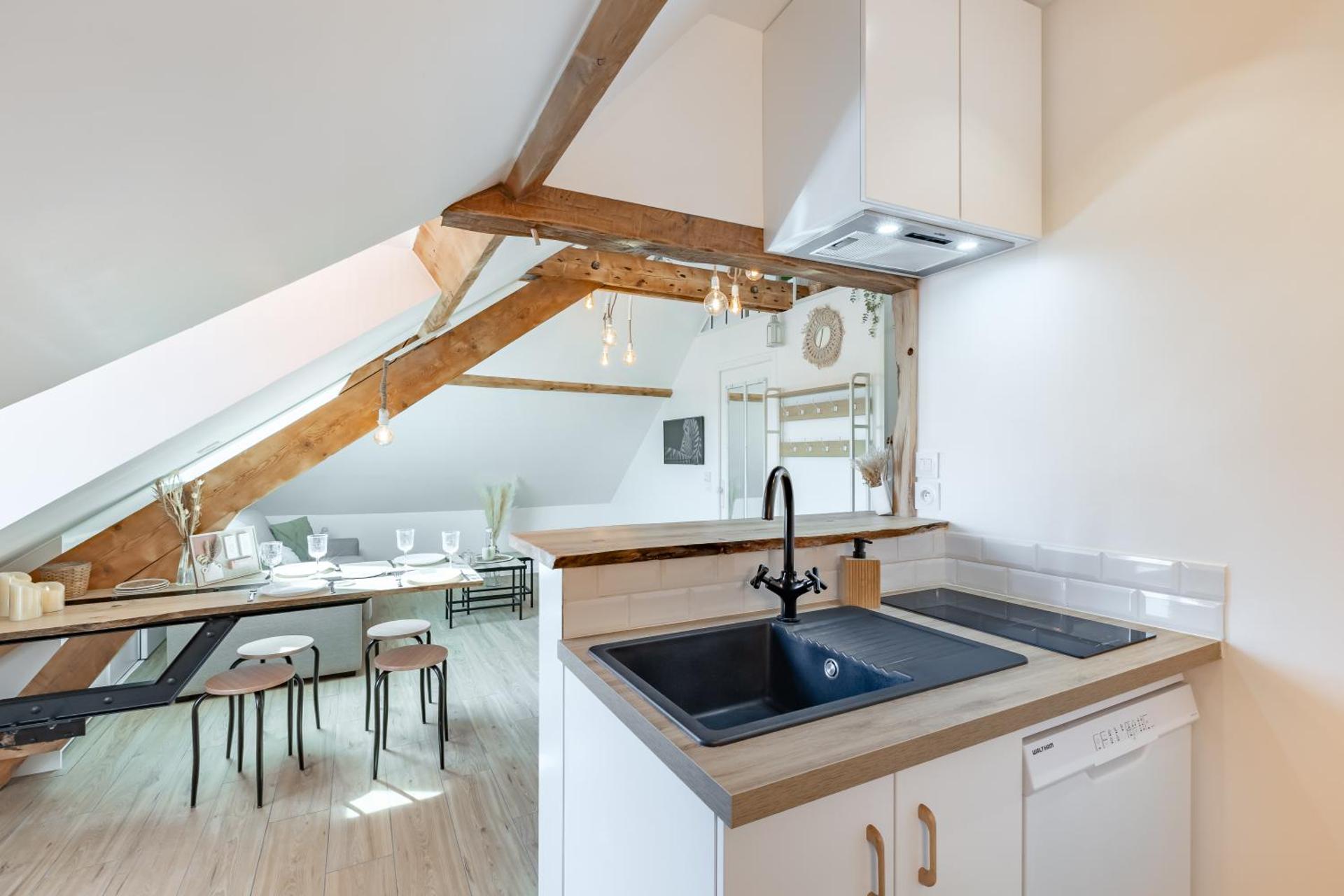 Kitchen or kitchenette