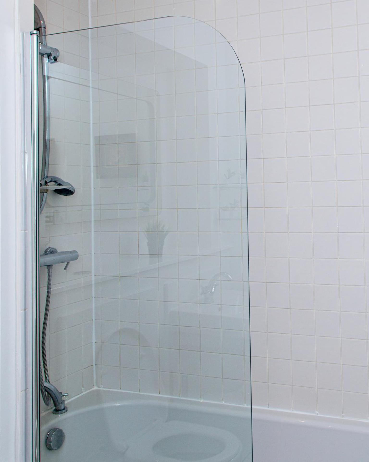 Luxury 3 King Bed Apartment Quayside