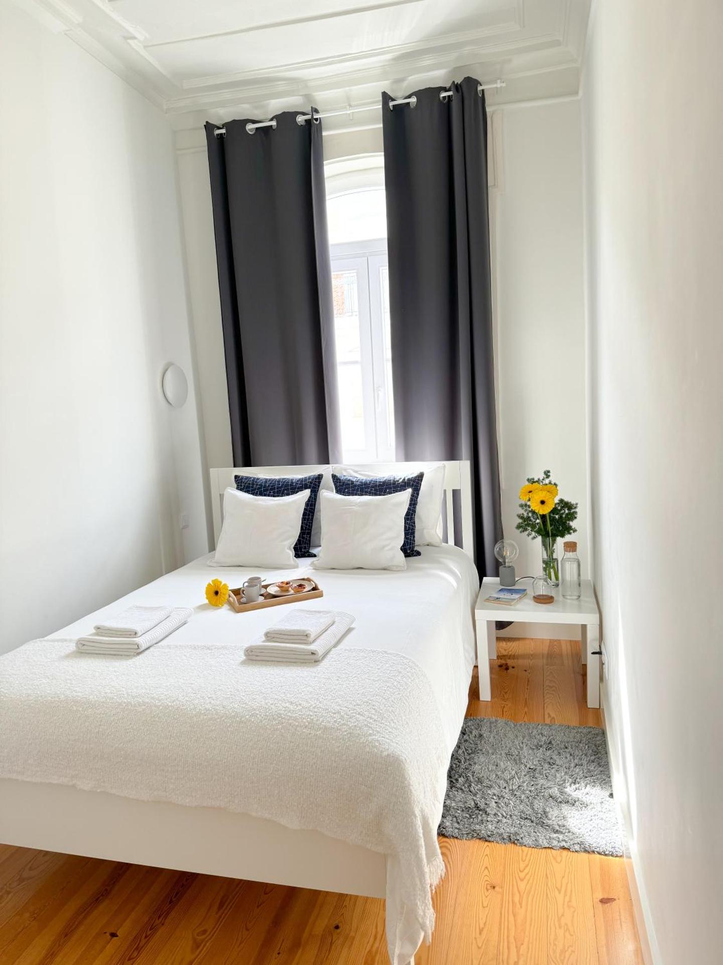 Cozy room with privative bathroom on Rua Augusta