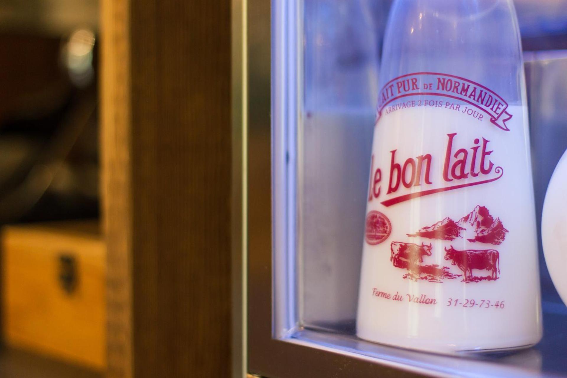 Property logo or sign