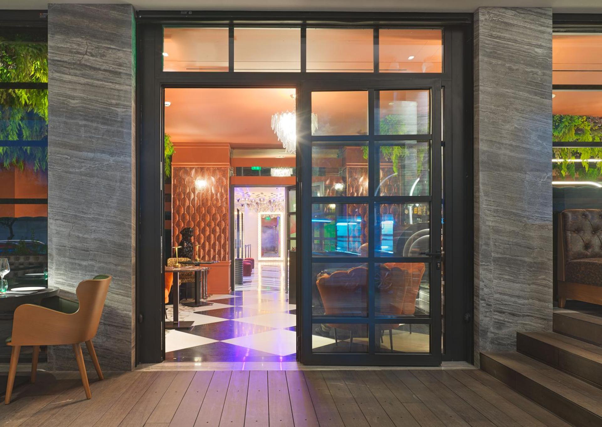 Restaurant/places to eat