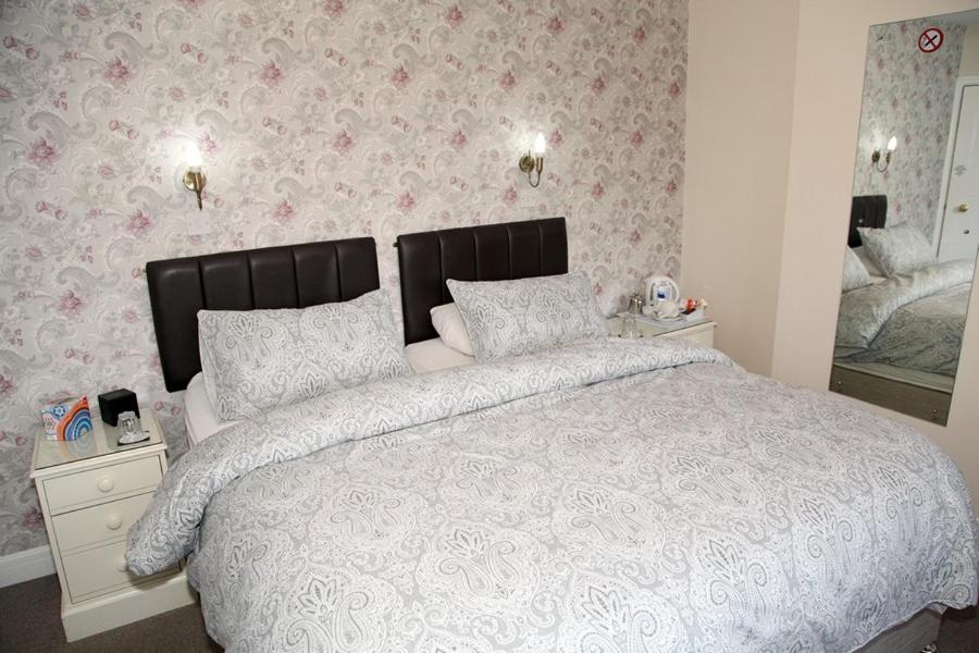 The Hinton Guest House