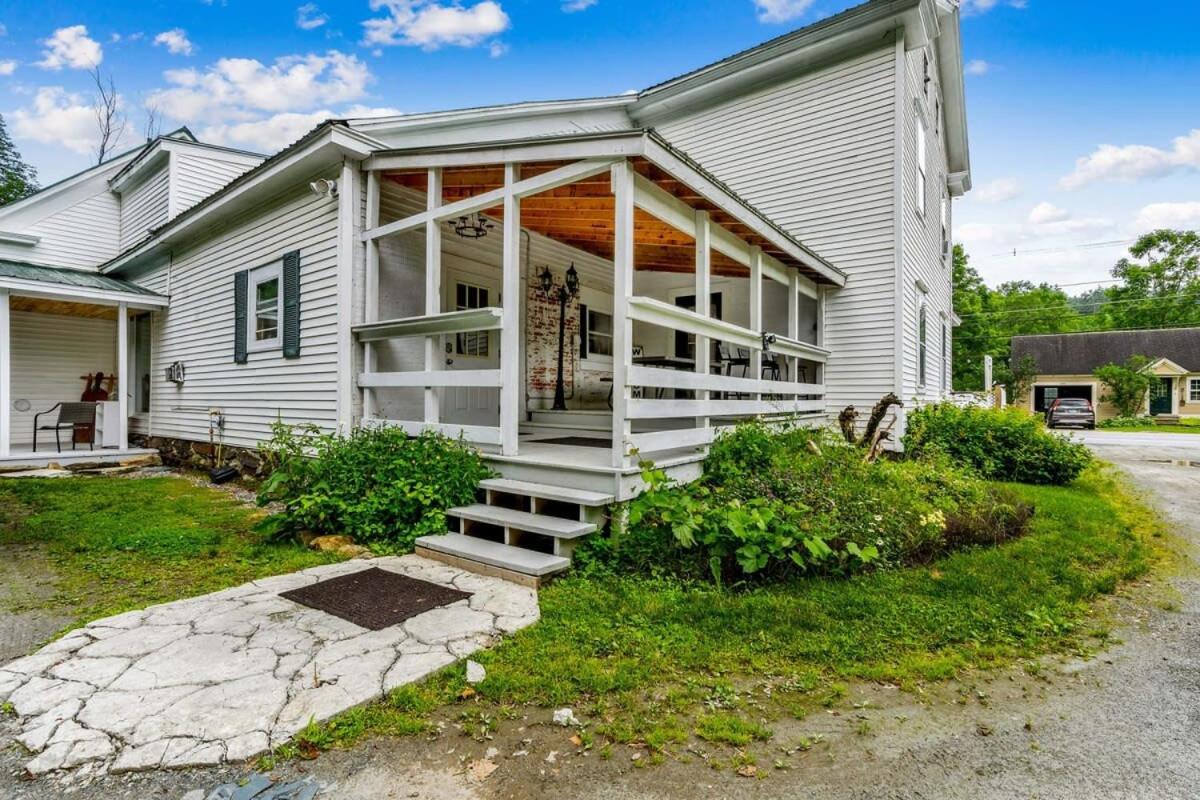 Minutes to Woodstock Hiking Ben & Jerry Suite