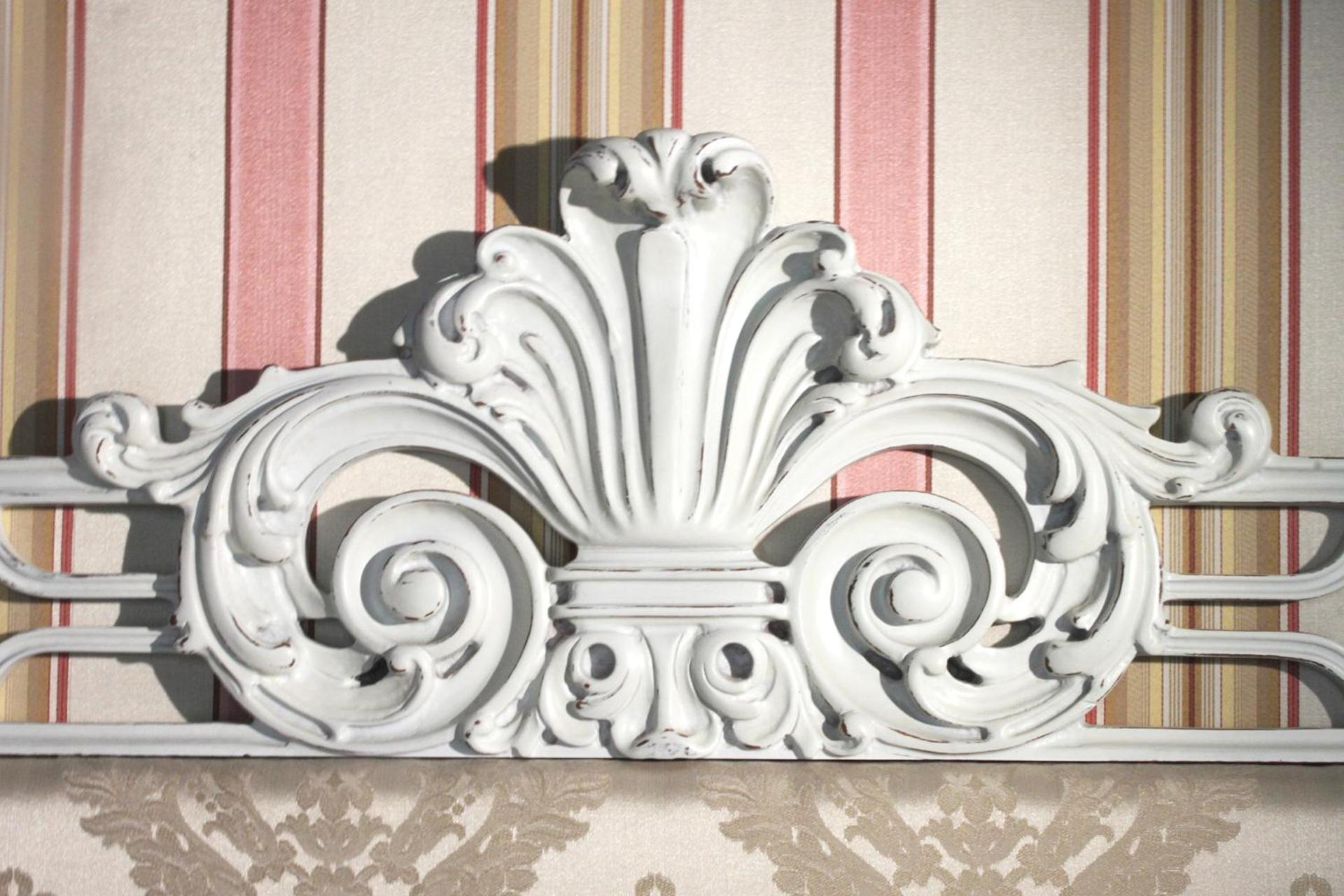 Decorative detail