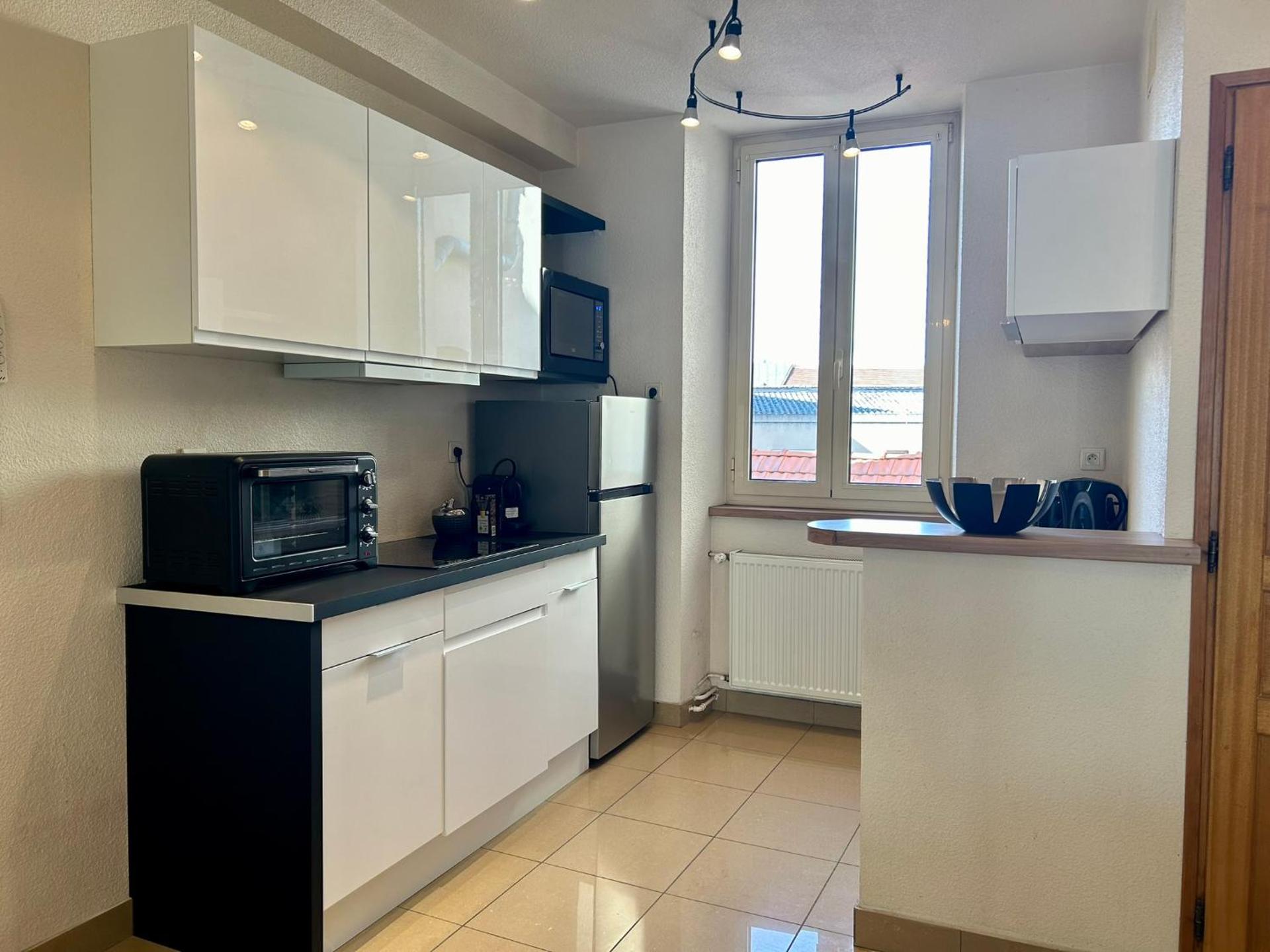 Résidence Investar appartement 4 Superbe T2 meublé, Gare 10mn à pied