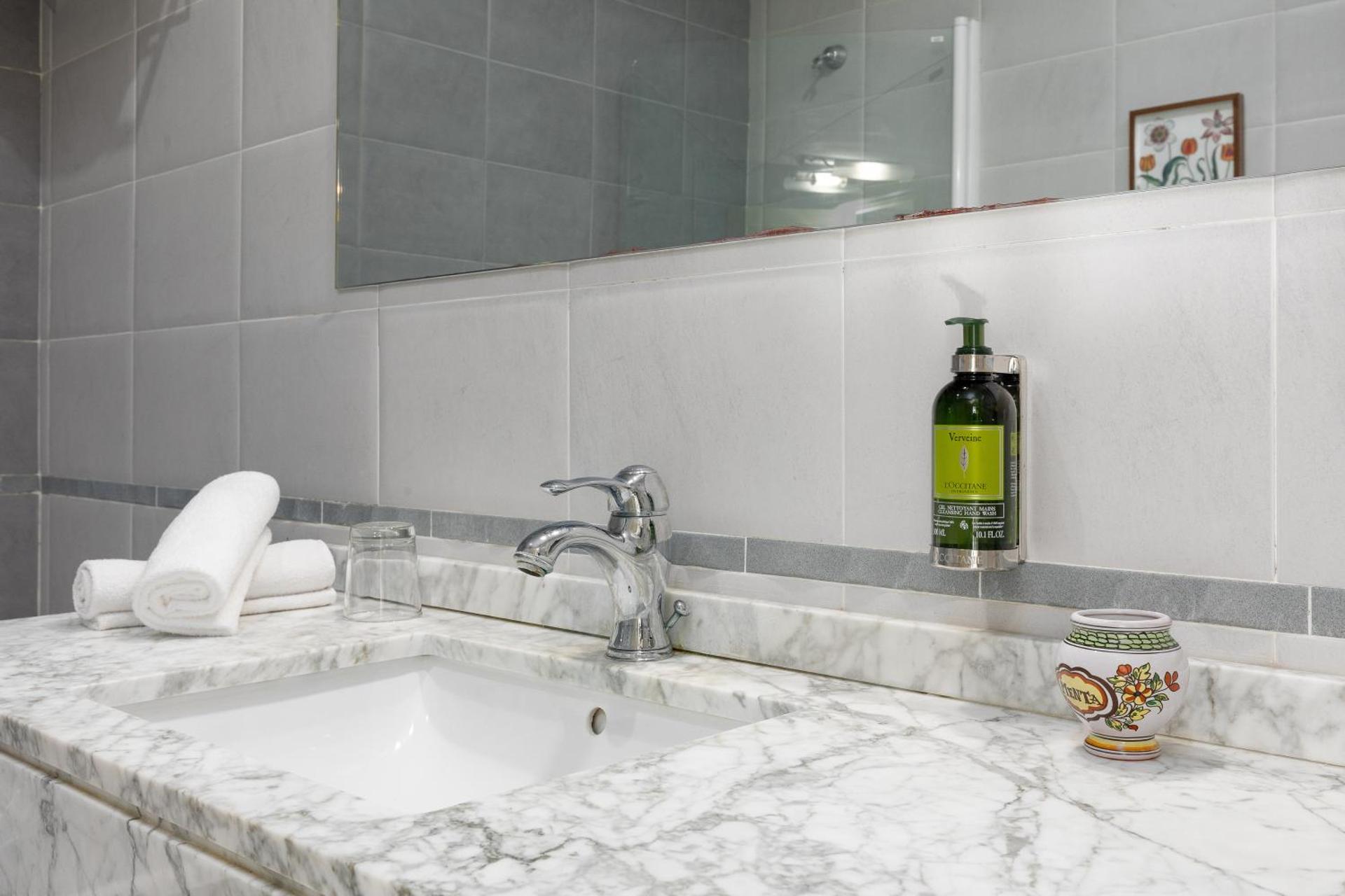 Maison Muralleta B&B