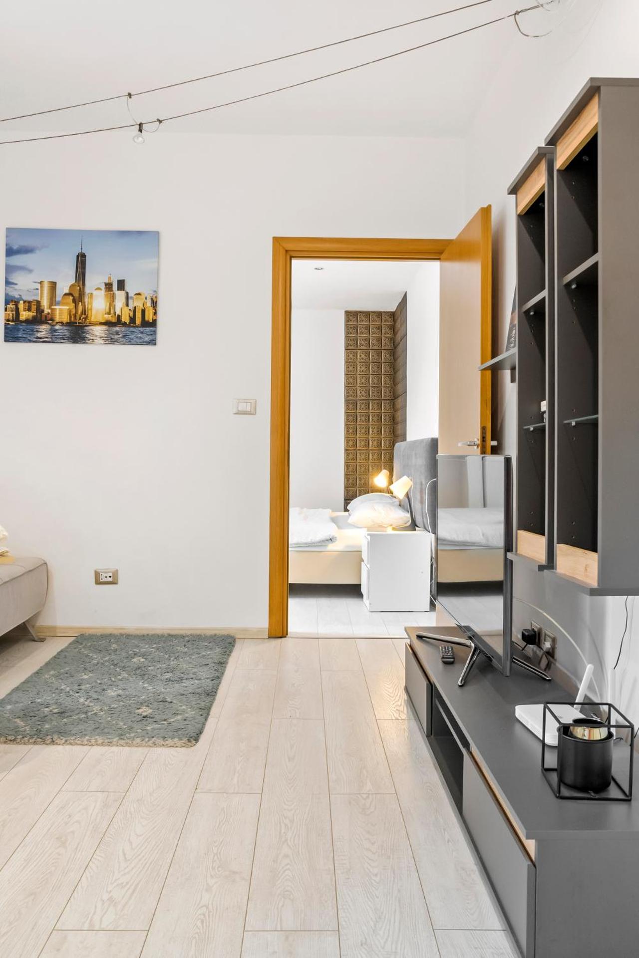 One Love Central Apartment