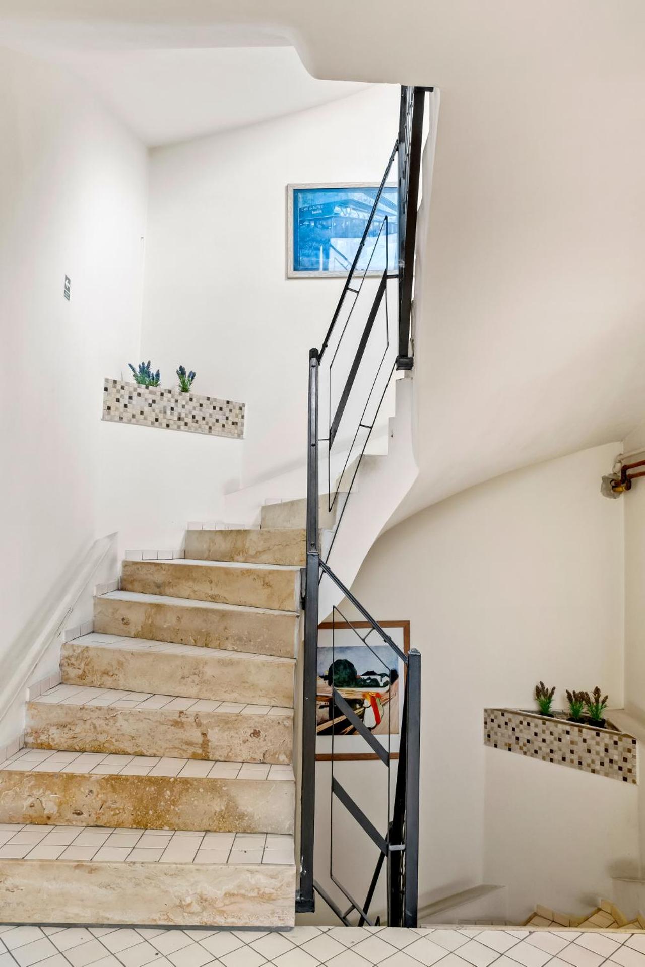 One Love Central Apartment