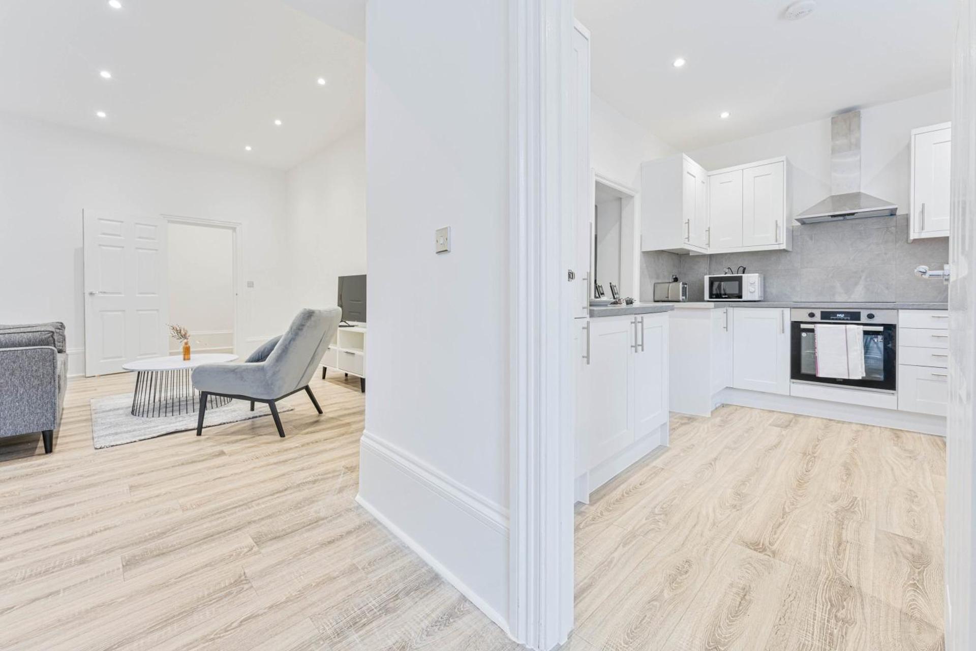 Lovely 1 Bedroom Apartment in Cheltenham Centre