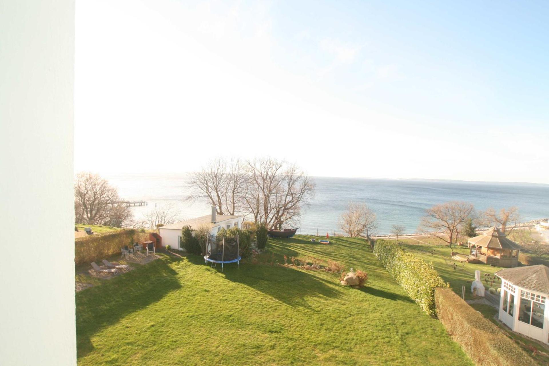 Two-Bedroom Apartment with Lake View