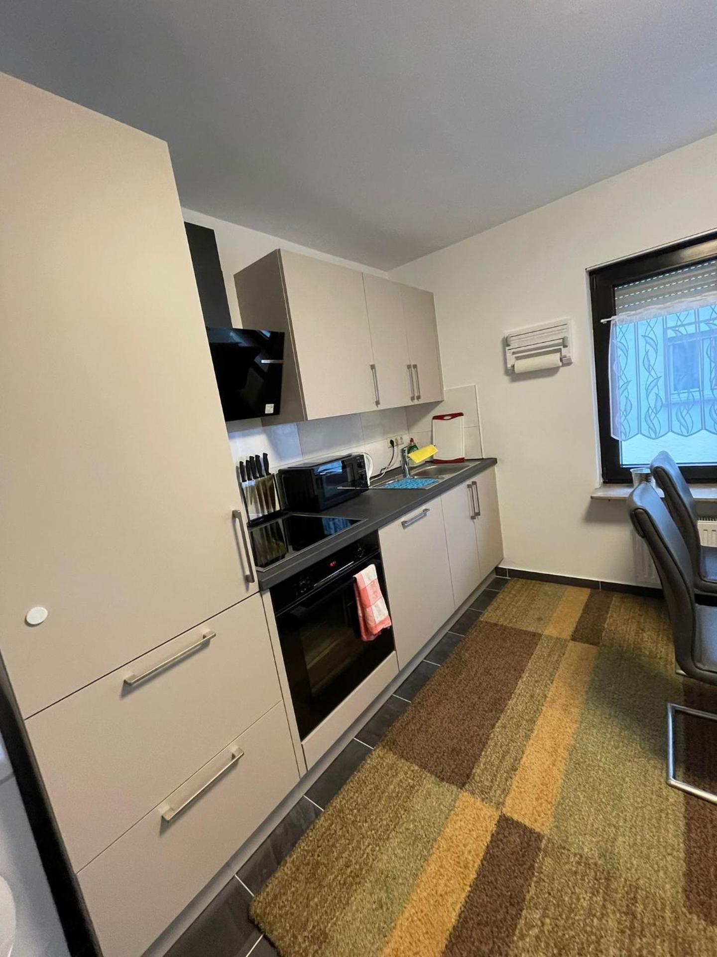 Luis Zimmer Wohnung Rüsselsheim O1