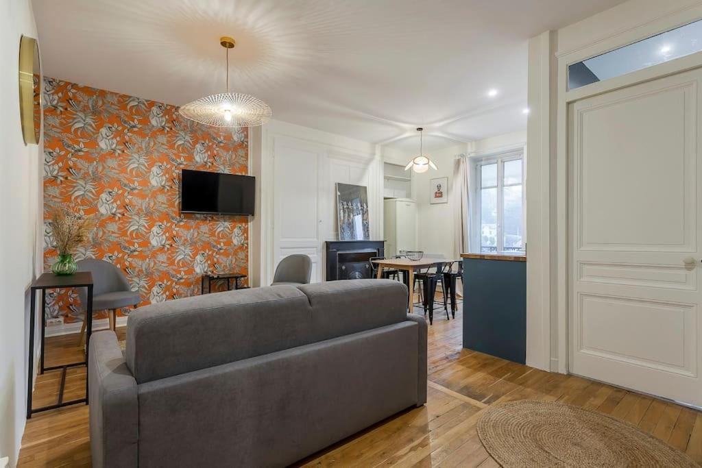 10' de Lyon- Appartement Tassin Centre - 2 Parking