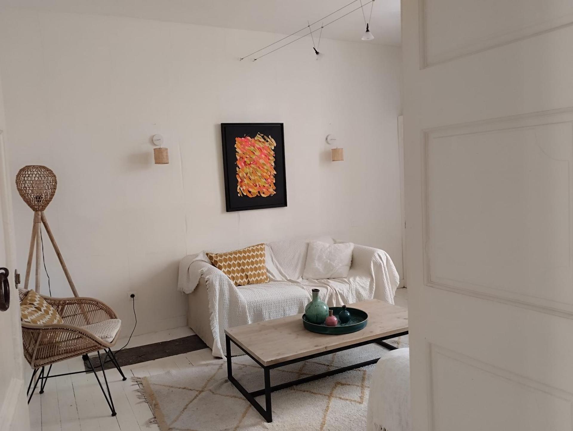 Communal lounge/ TV room