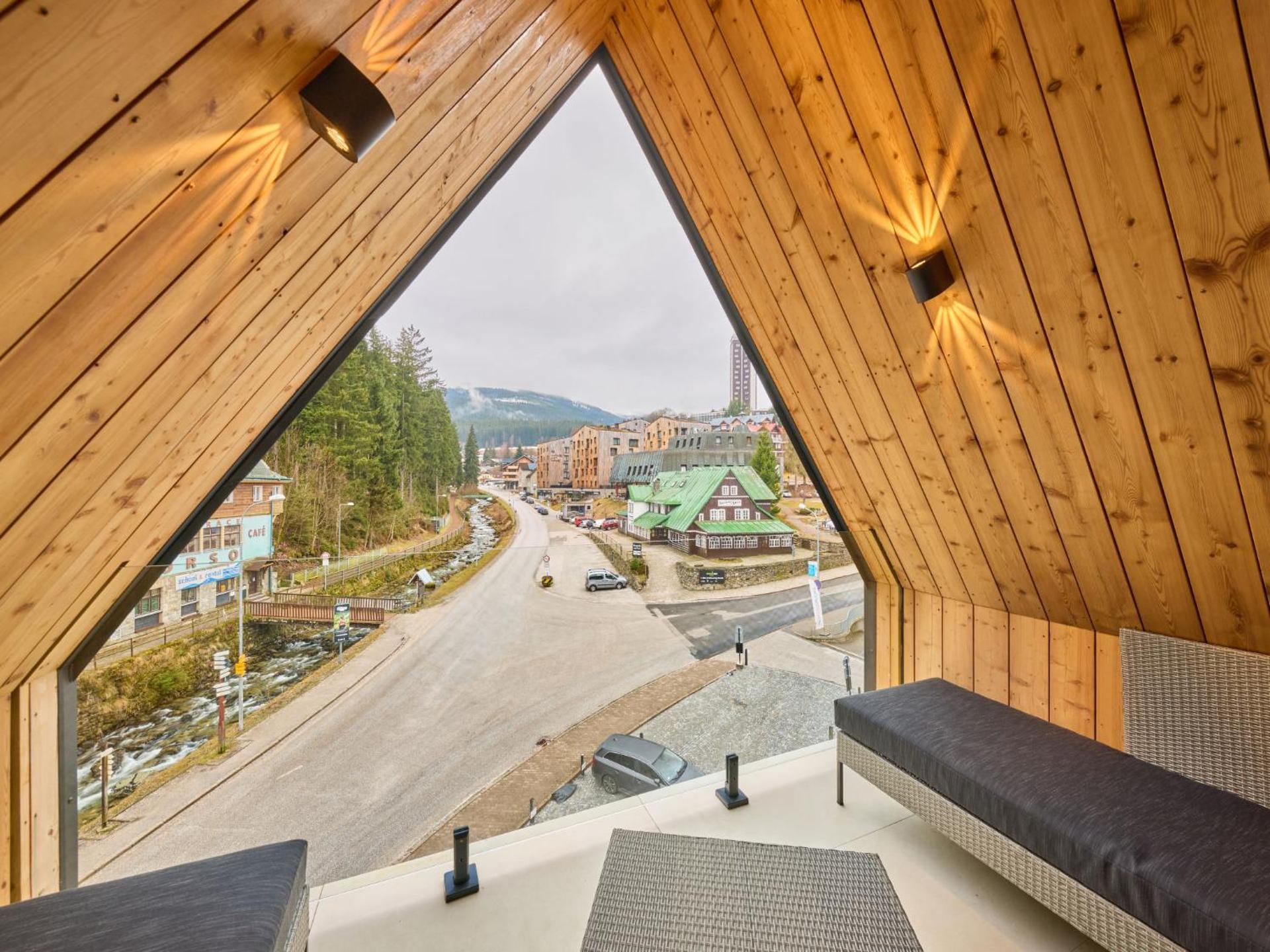 Apartment Rooftop Vista Maisonette & Relaxing Bath by Interhome