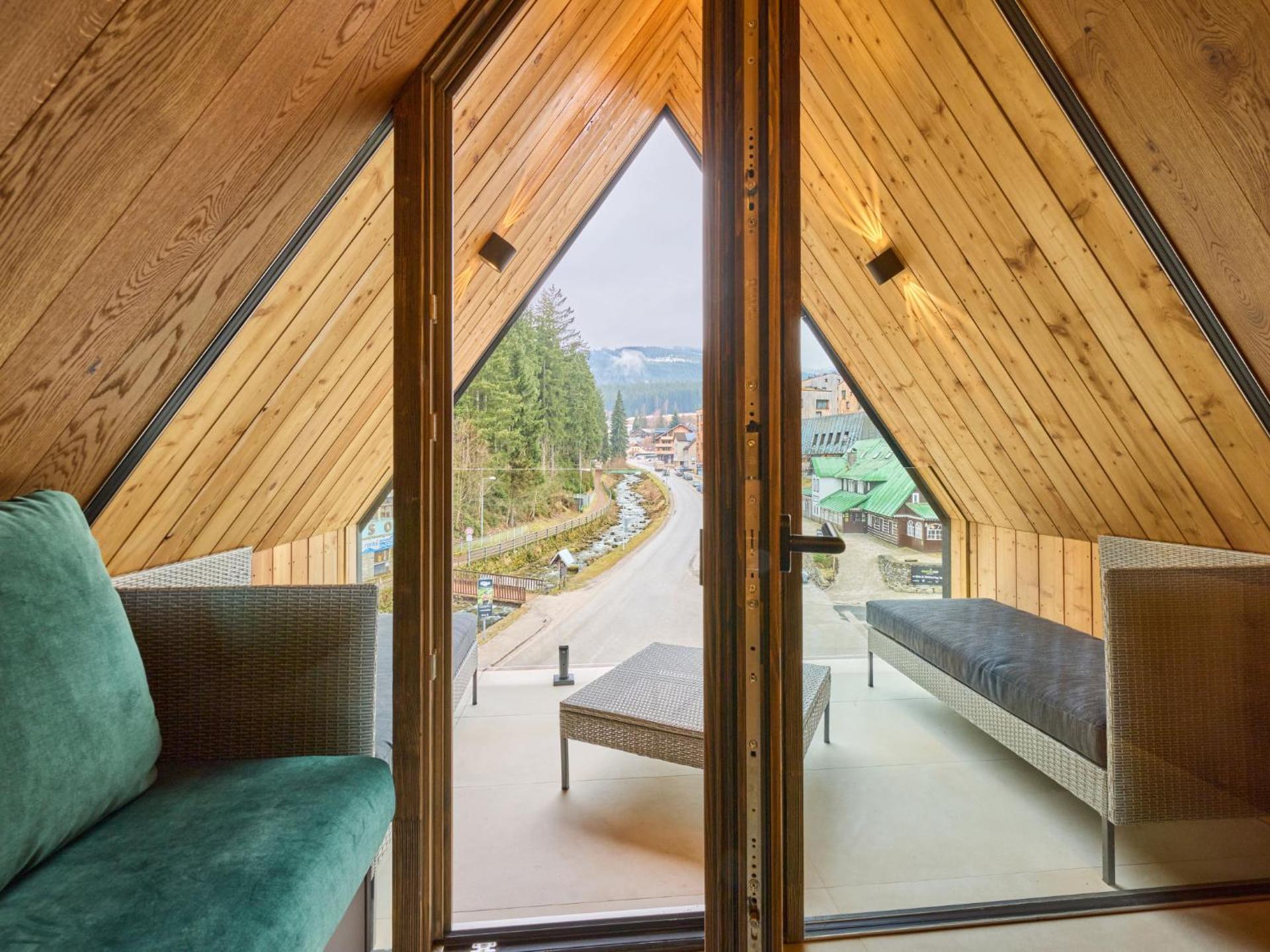 Apartment Rooftop Vista Maisonette & Relaxing Bath by Interhome