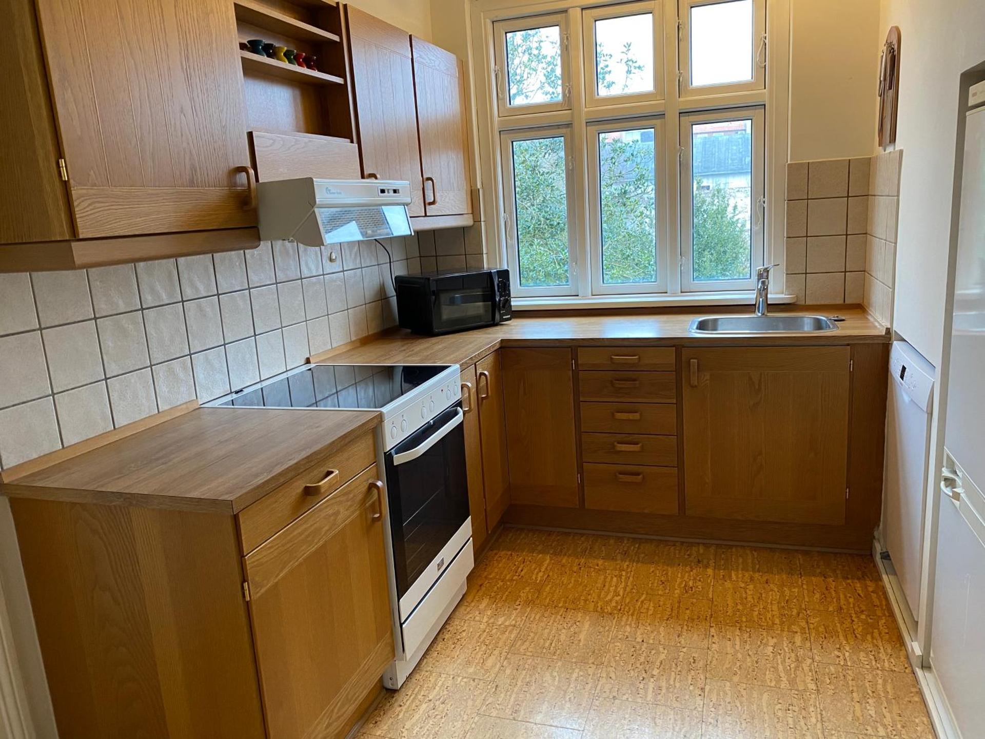 Oasen Ved Centrum 1 sal.