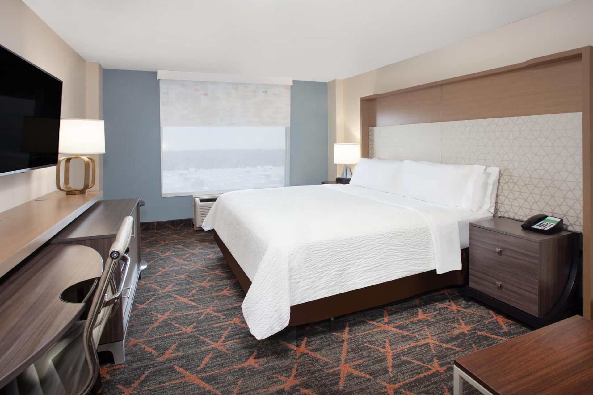 Holiday Inn Chicago/Oak Brook by IHG