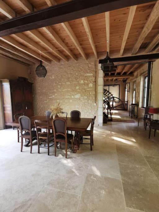 Authentique moulin à eau du ⅫⅠe siècle