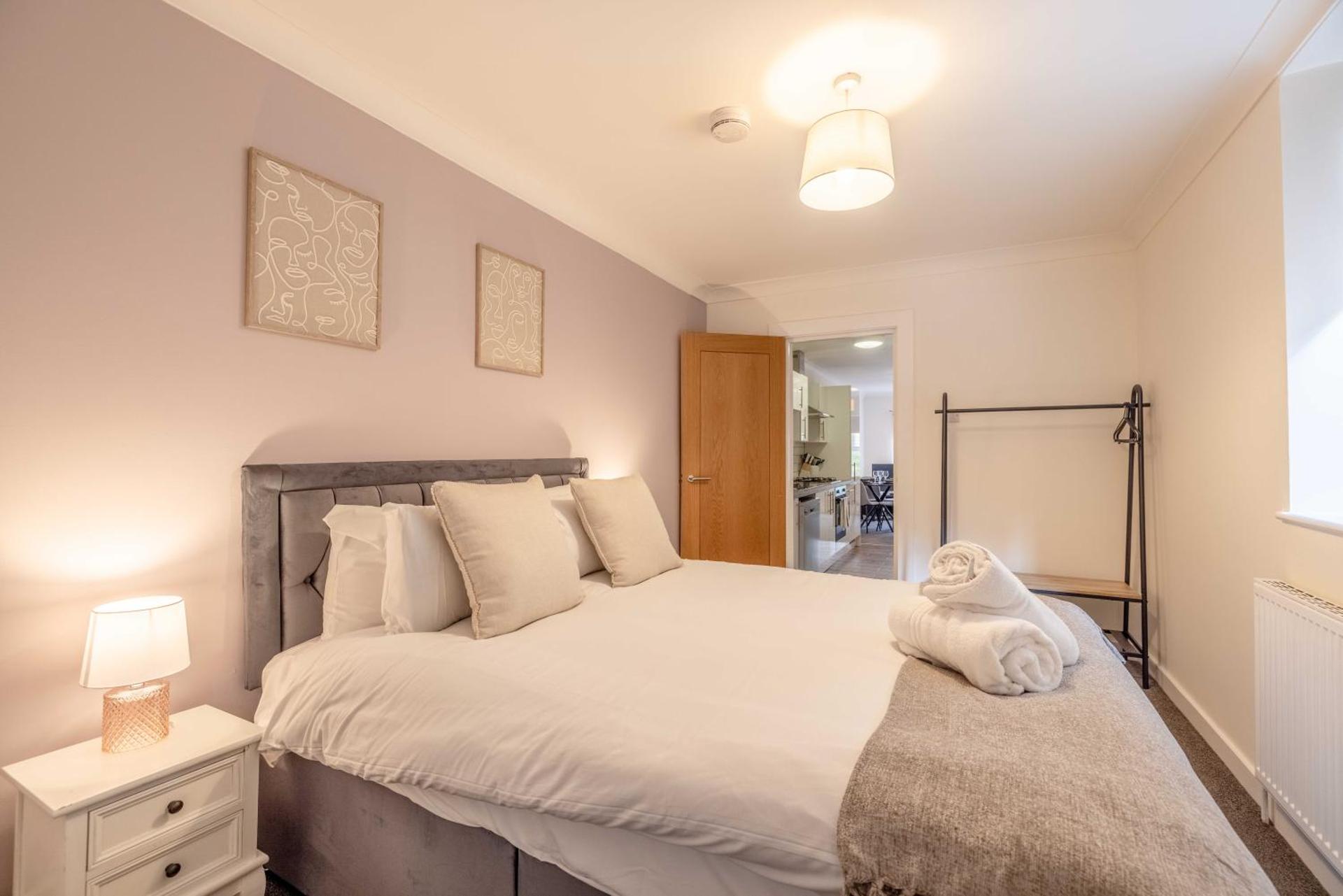 Stylish Apartment 5 min Walk to Castle