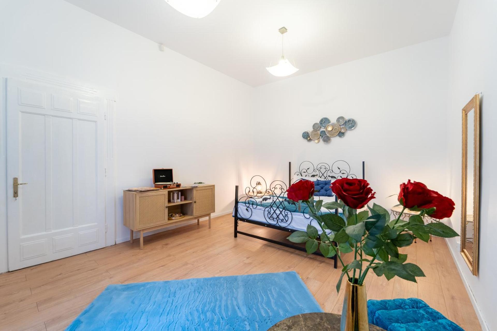 Historic Palace in main square-Unirii Plazza