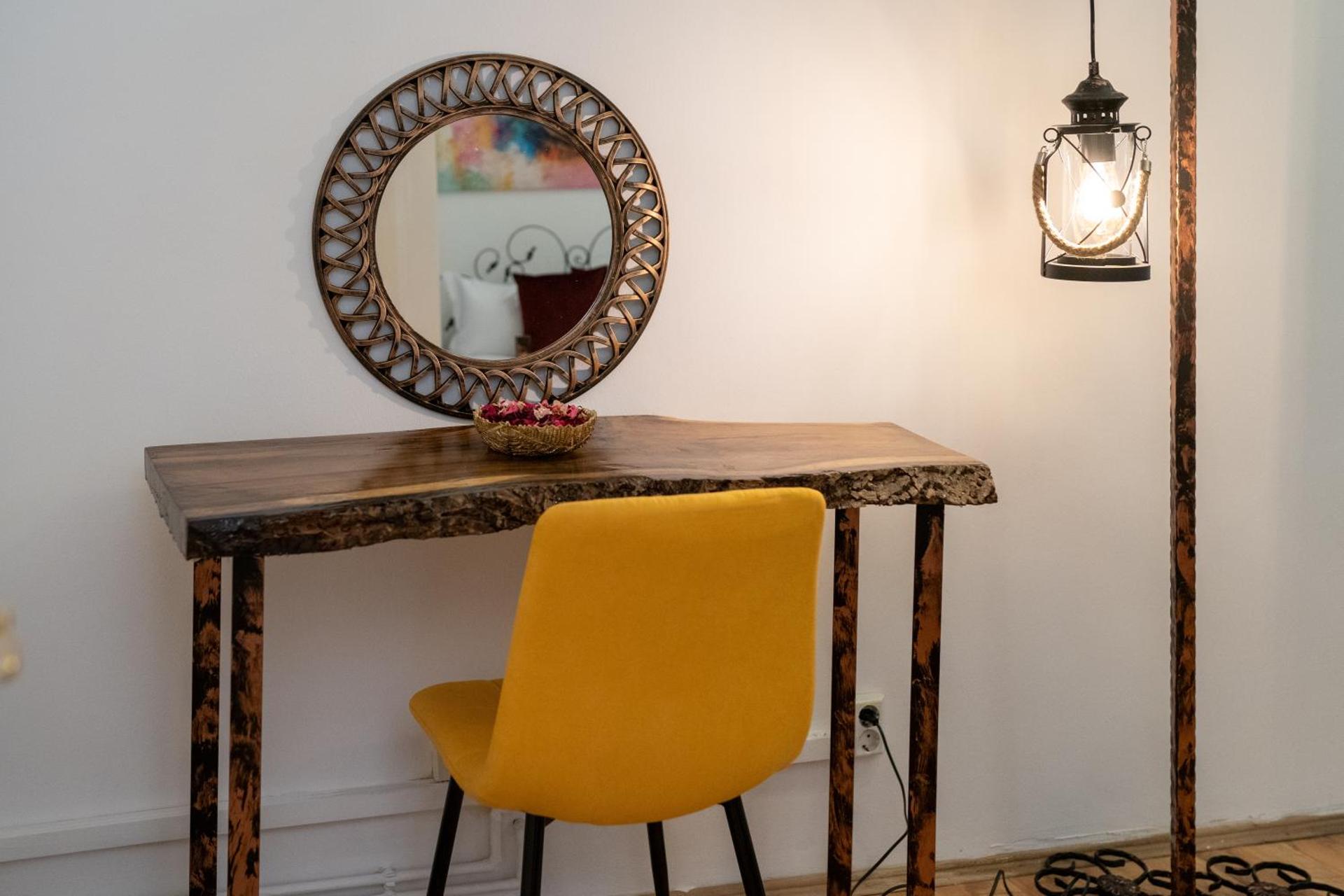 Historic Palace in main square-Unirii Plazza