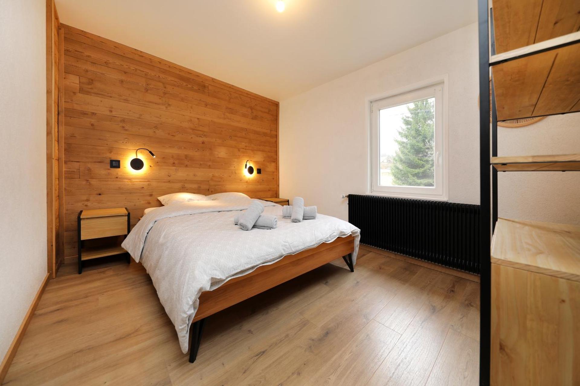 L'Echappée - Gîte chalet rénové, terrasse, jardin