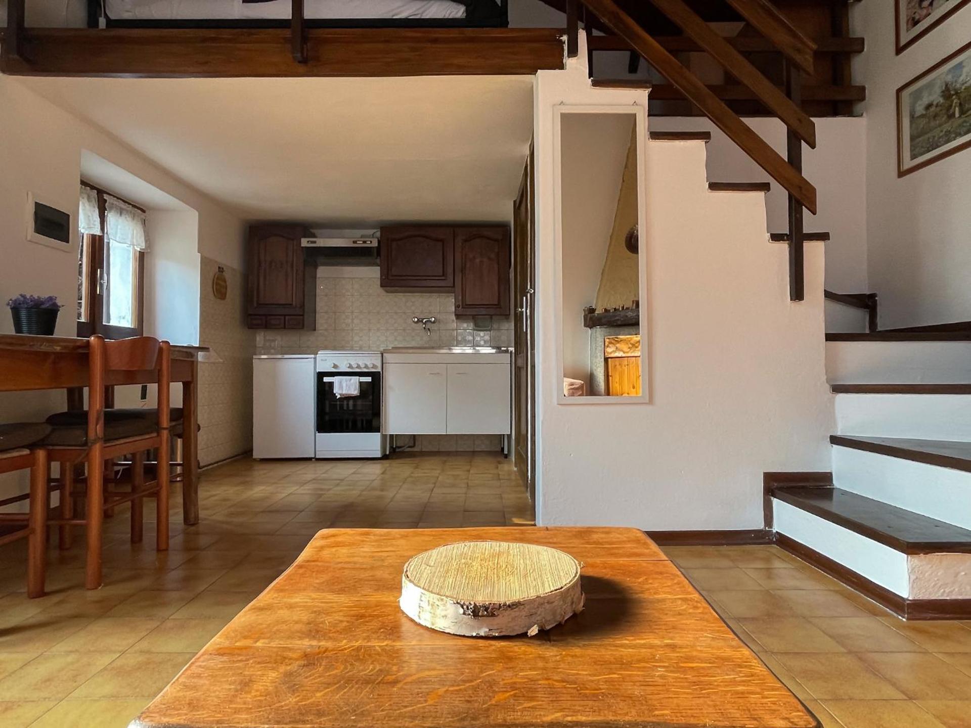 Breva, Loft tra gli ulivi ed il lago