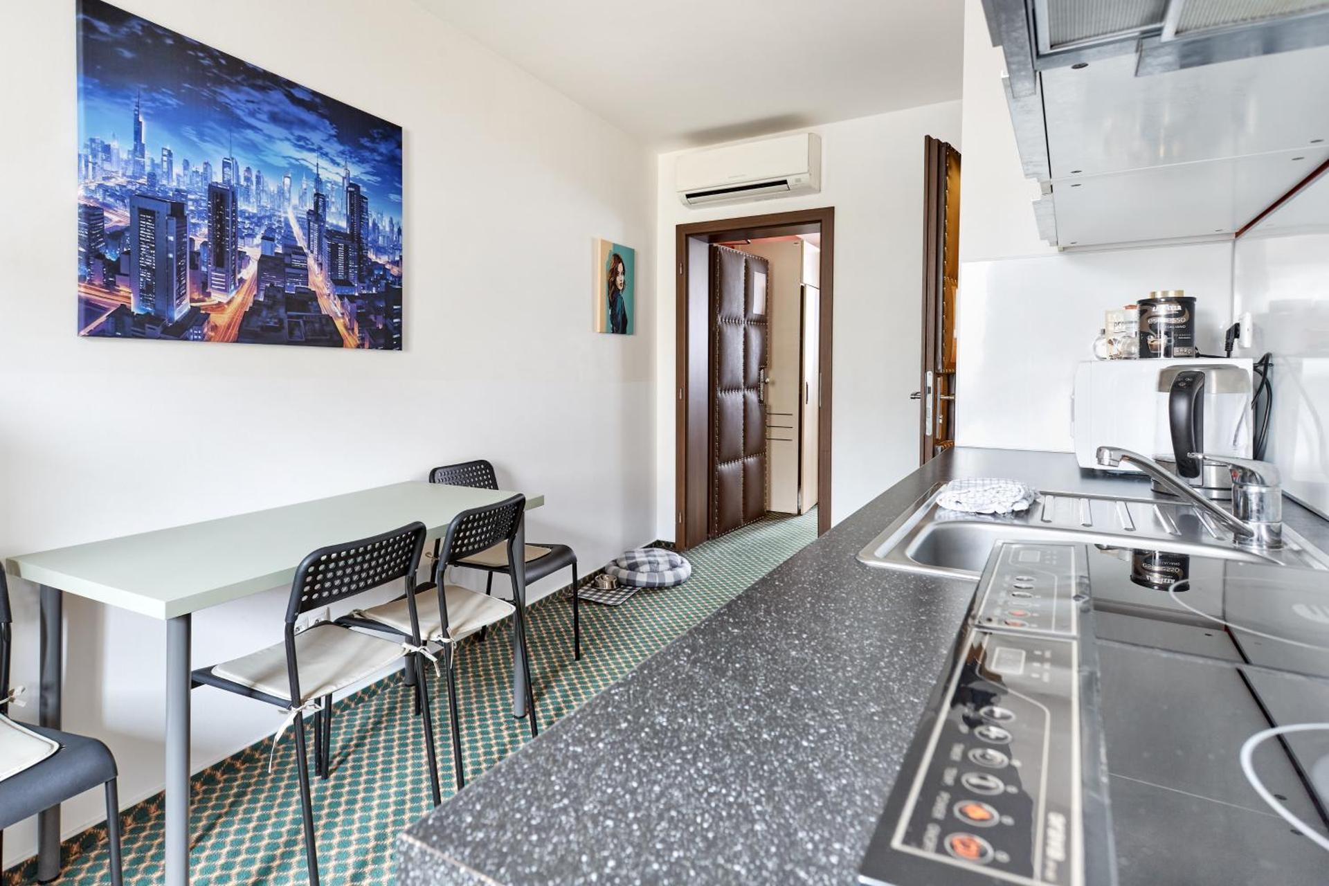 Kitchen or kitchenette