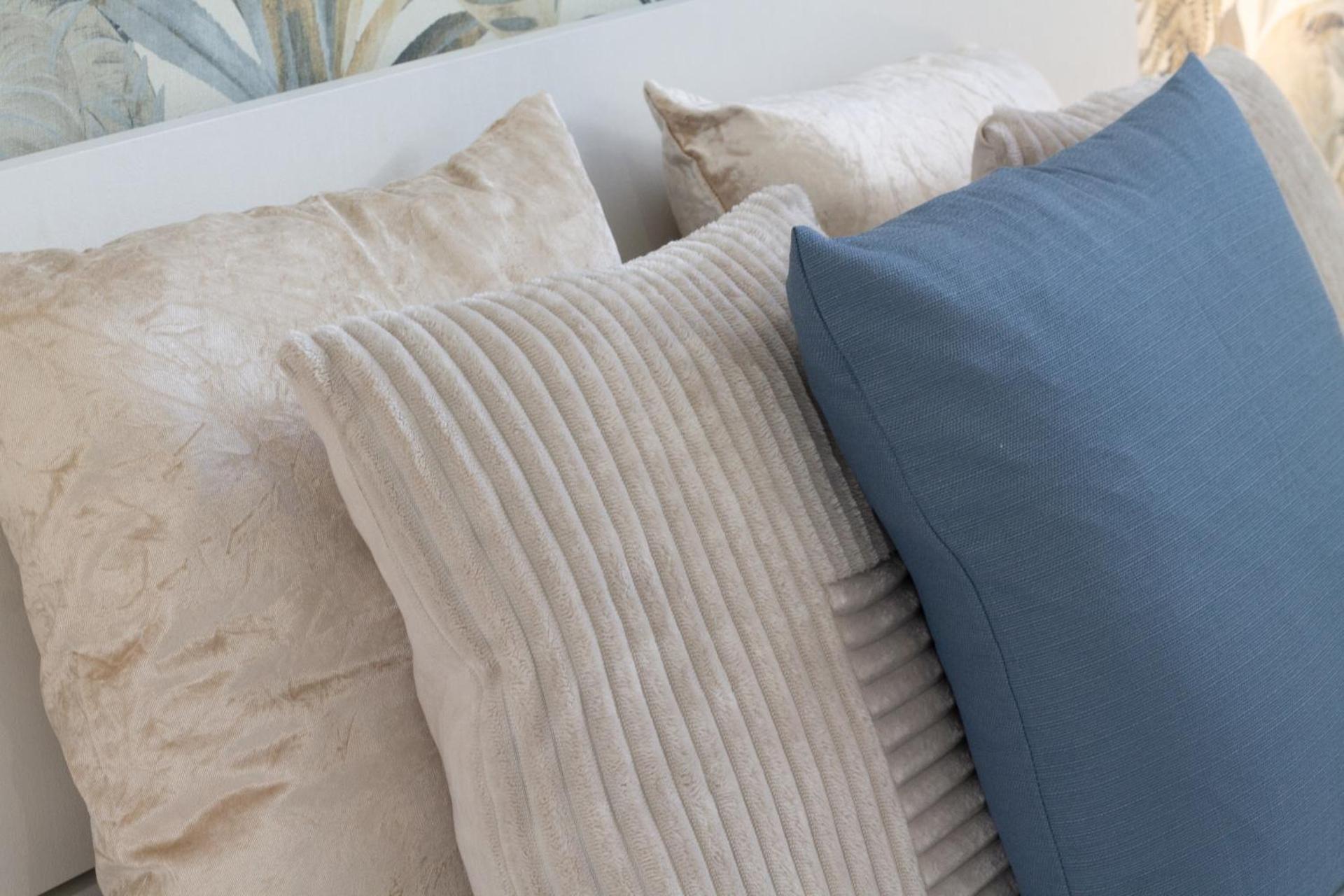 Sky Suite Blue Pomezia