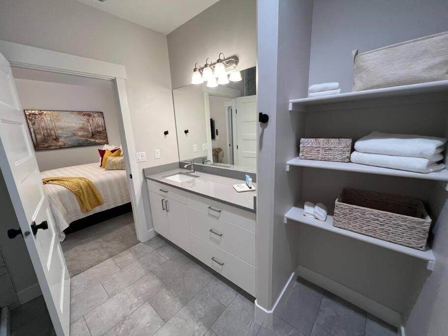 Aspen Heart Suite - Castle Rock Condos