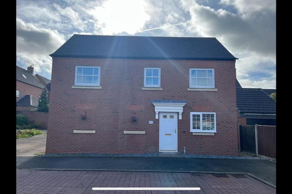 Lichfield City Cathedral Walk 3 Bedroom Coachhouse