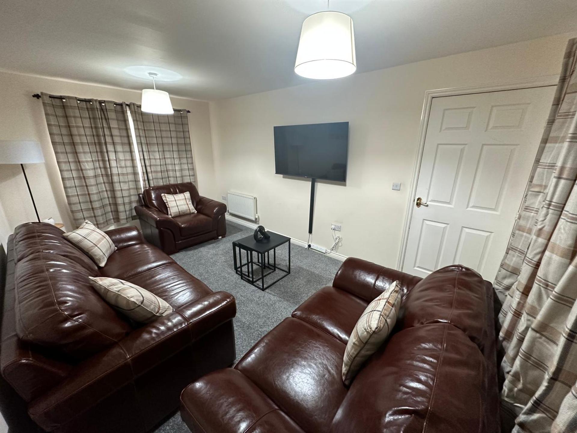 City Airport Apartment