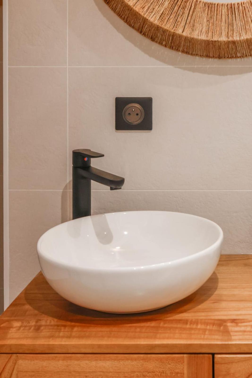 Lapis lazuli - T3 parking proche lac