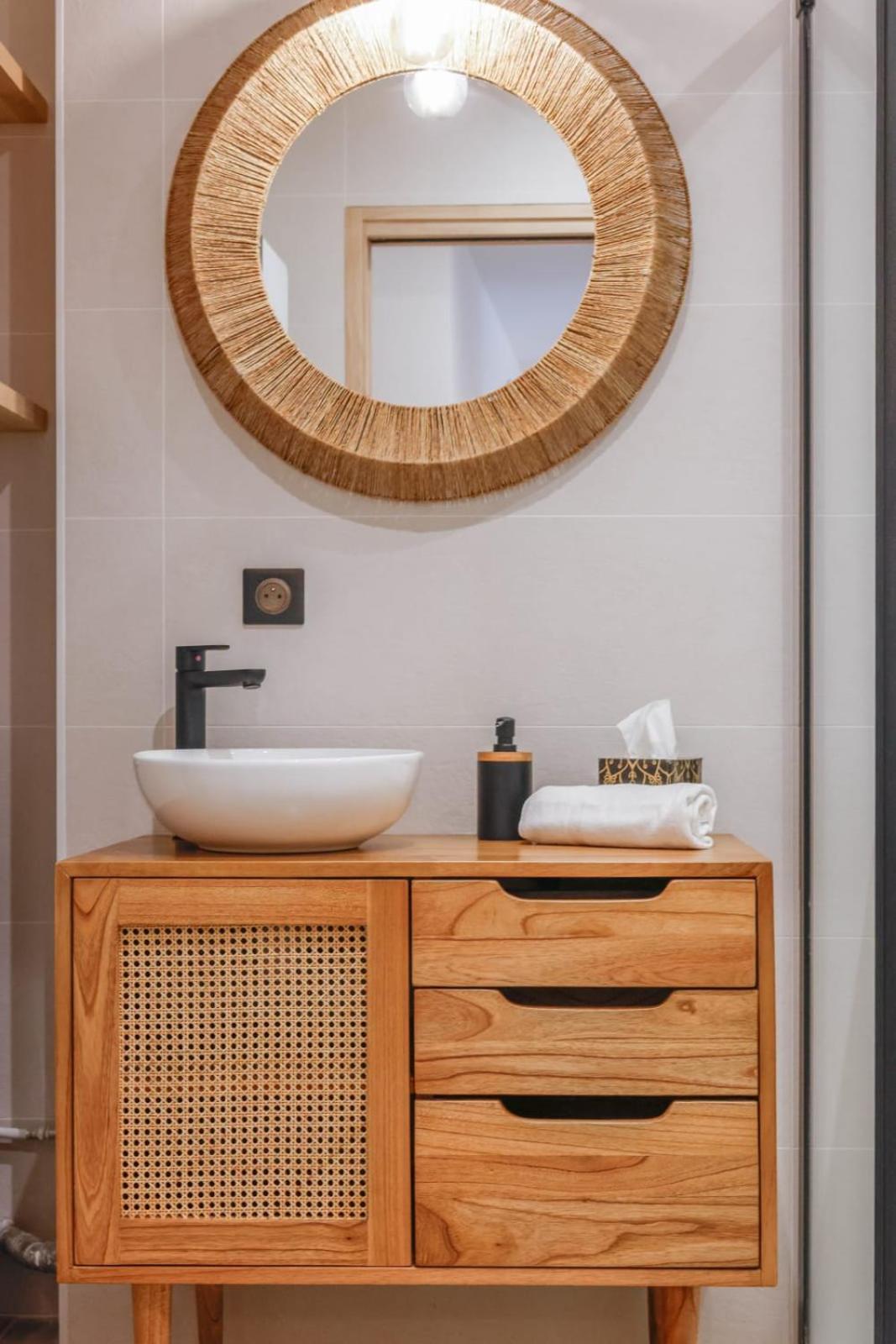 Lapis lazuli - T3 parking proche lac