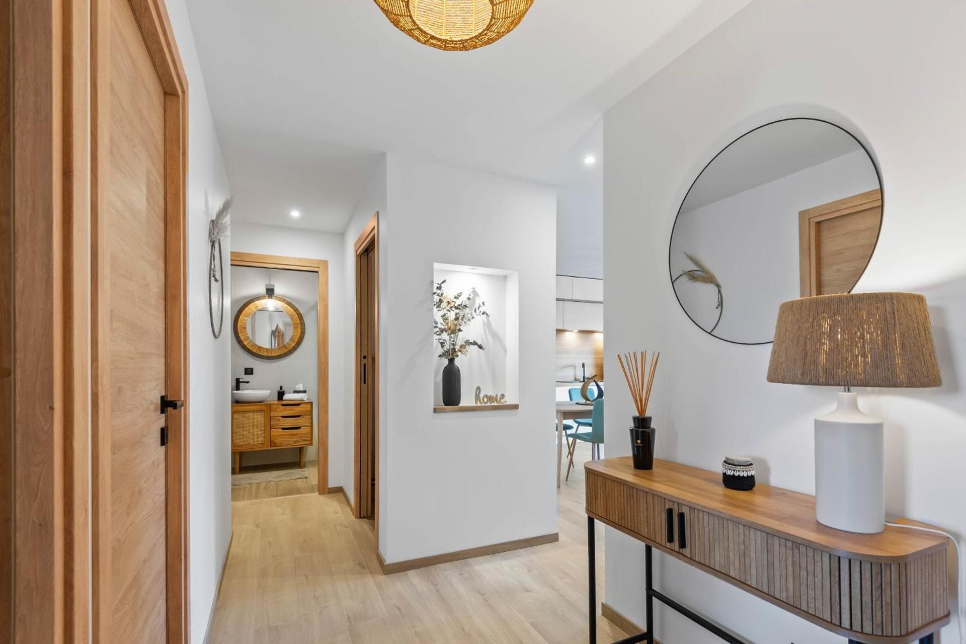 Lapis lazuli - T3 parking proche lac