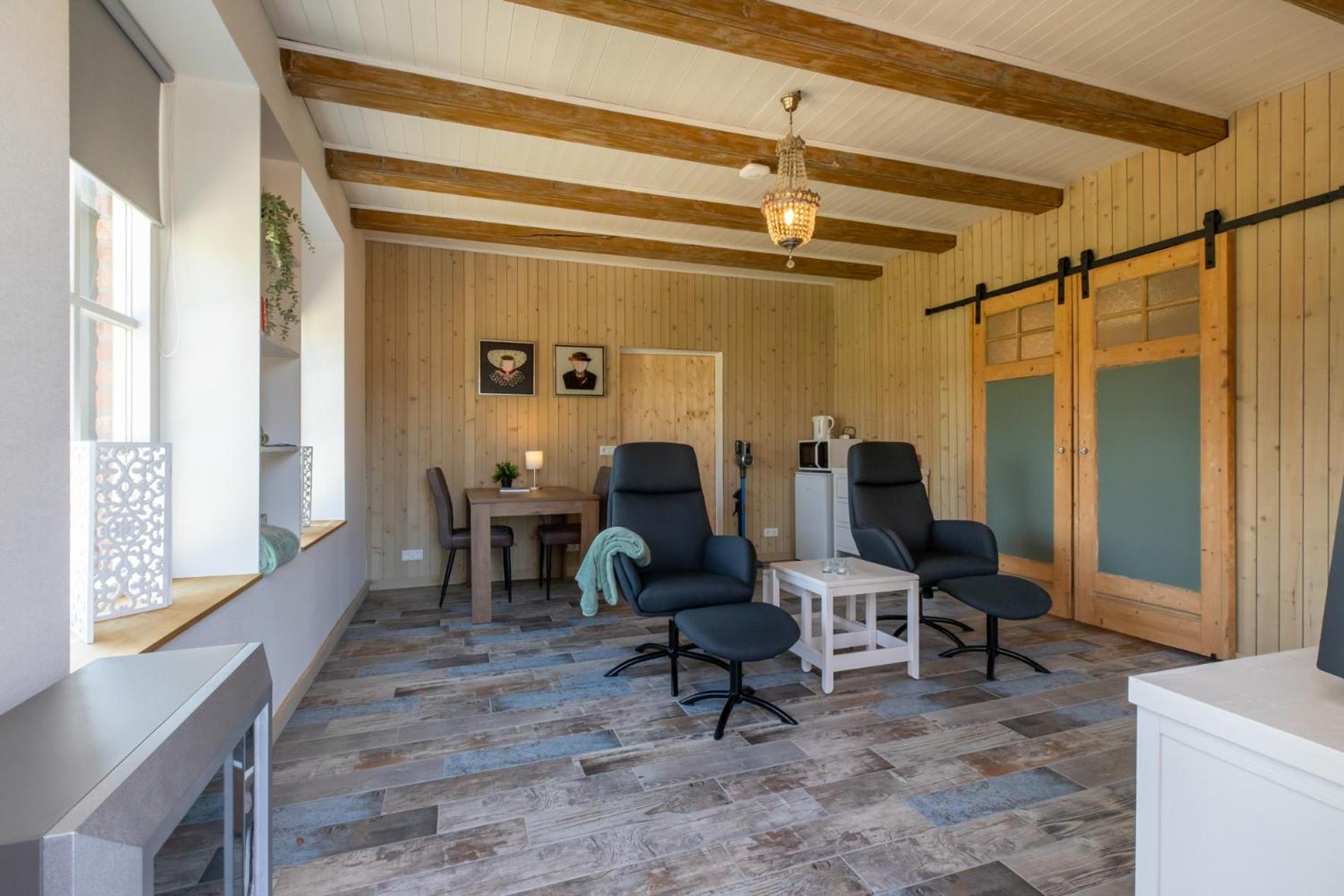 Welcome in - Rustig gelegen gastenverblijf met eigen tuin, slaapkamer en badkamer