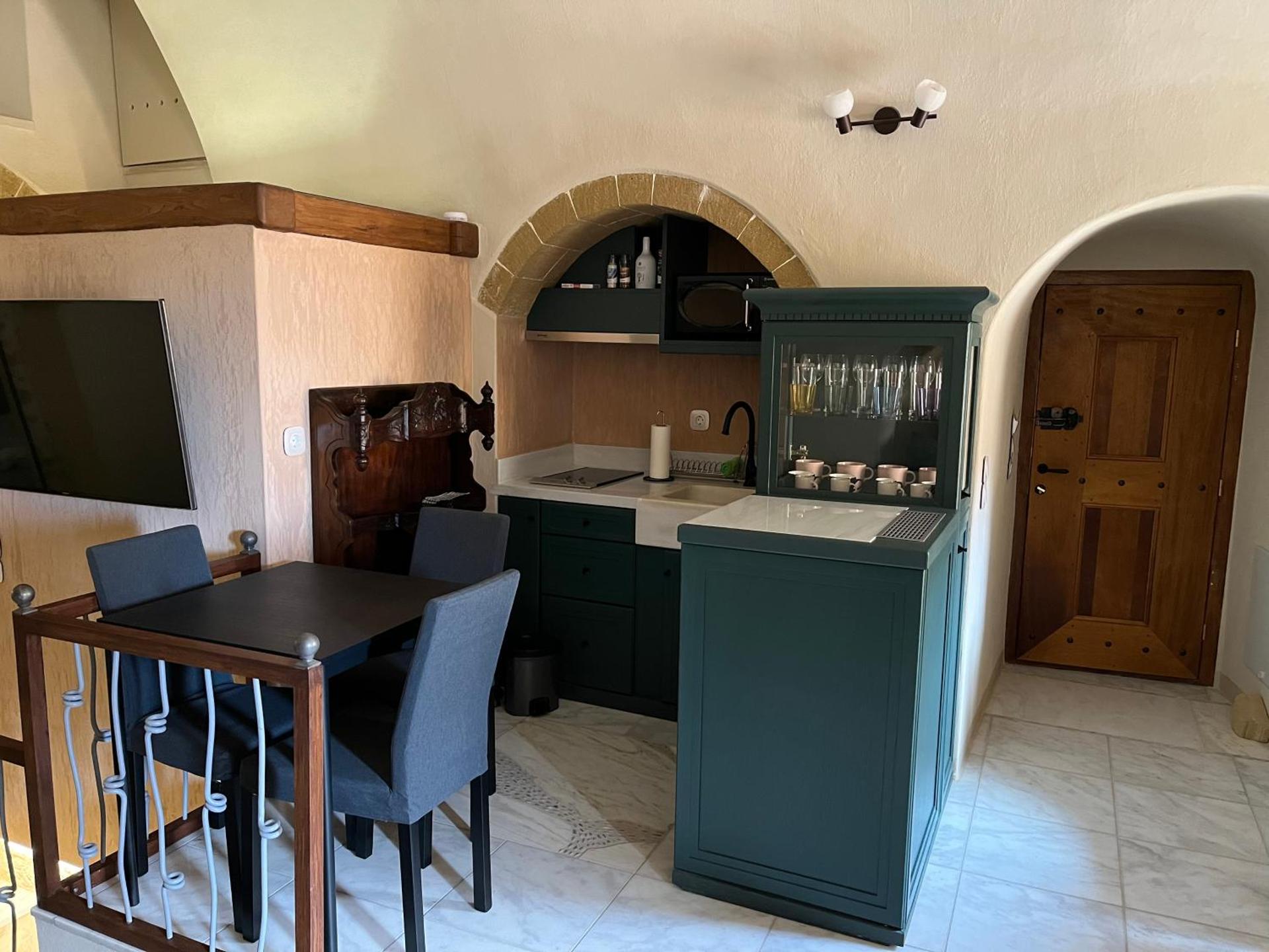 MONOVASIA SUITES Tholos Hammam