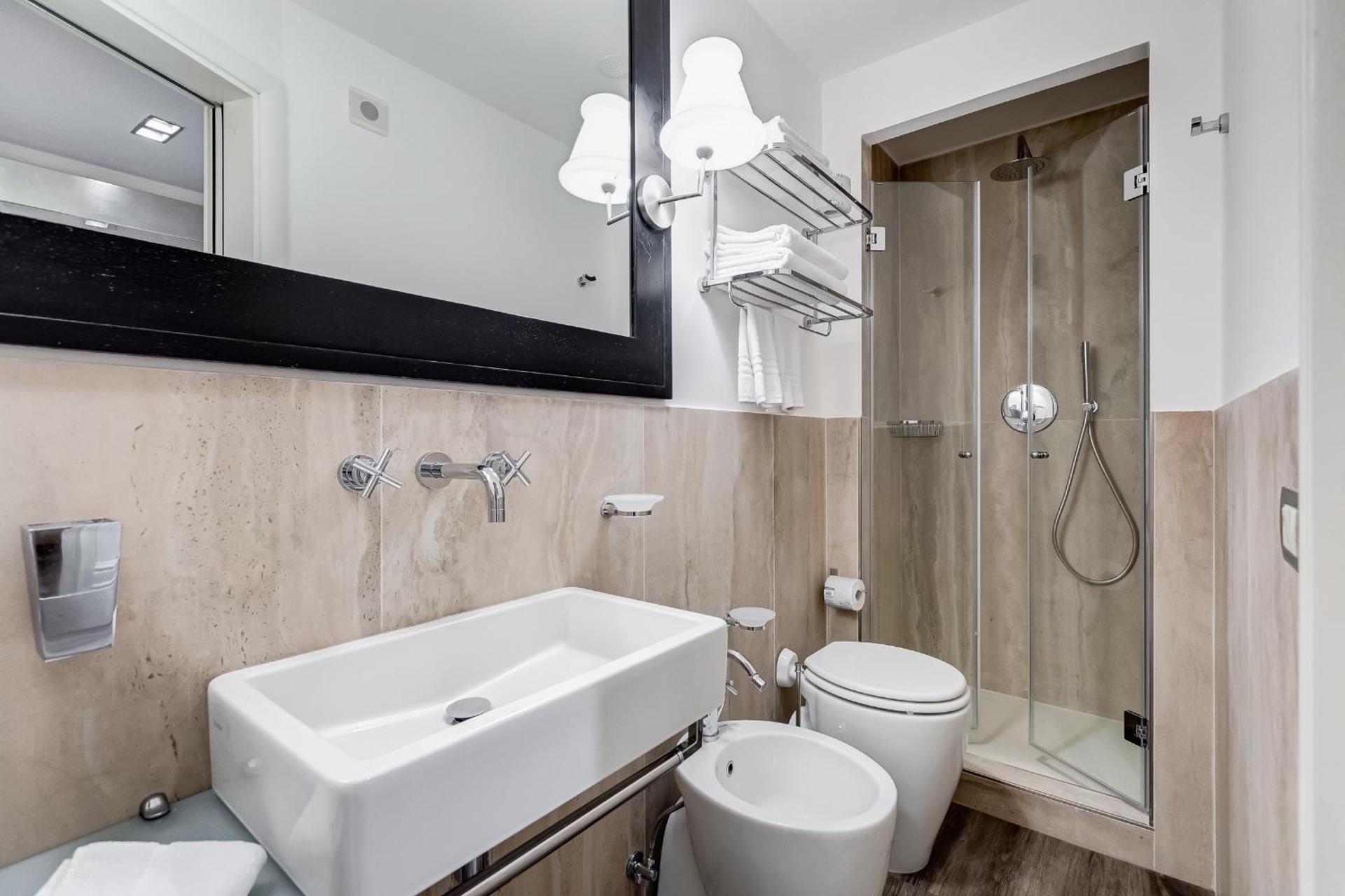 Residenza A -Via Veneto Fashion Rooms -self check-in