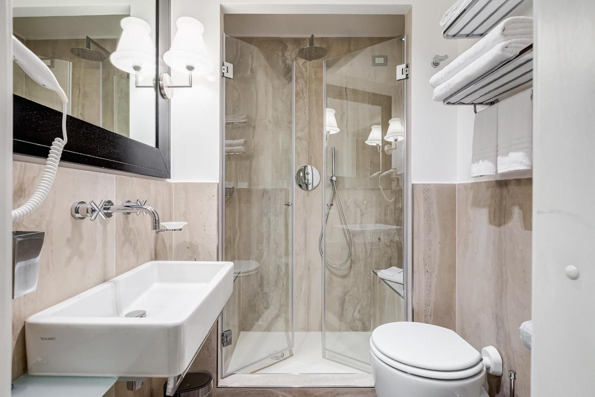 Residenza A -Via Veneto Fashion Rooms -self check-in