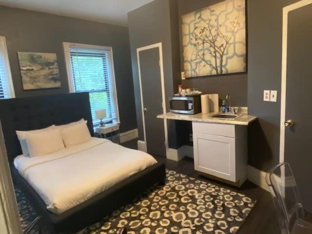 Premier Suites Bay Village