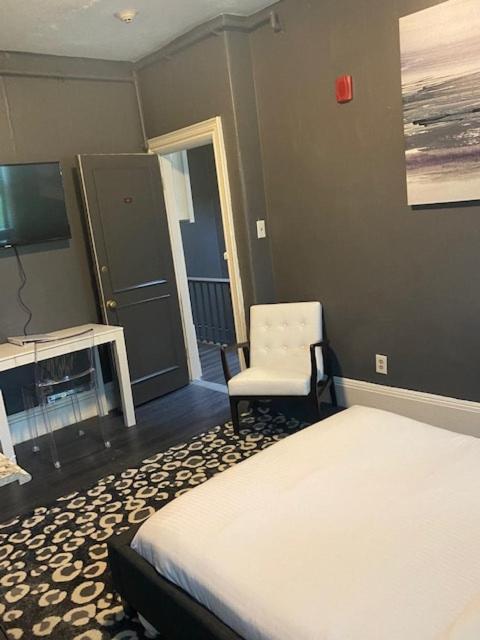 Premier Suites Bay Village