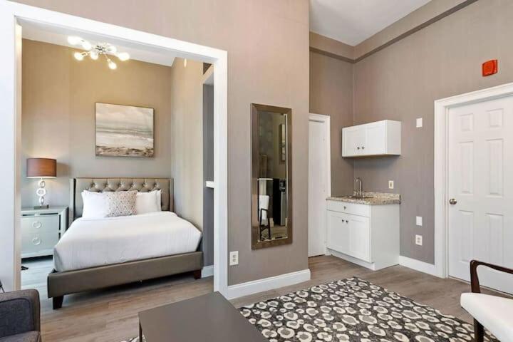 Premier Suites Bay Village