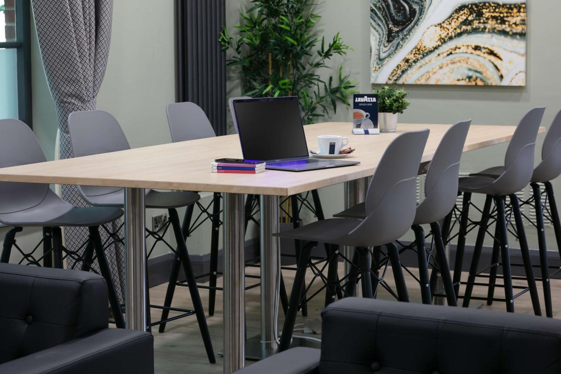 Meeting/conference room