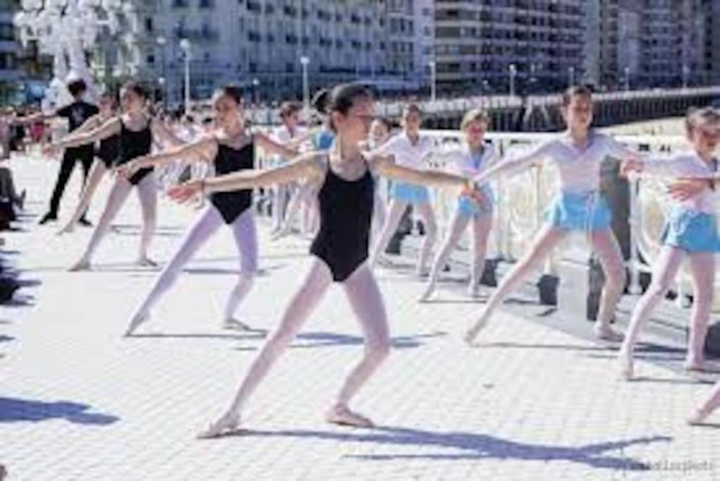 4 Rooms Playa Surf Cine- Parking y Terraza