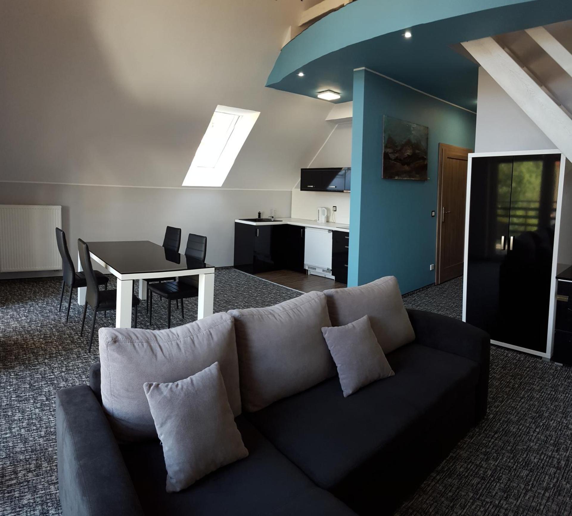 Photo of the whole room