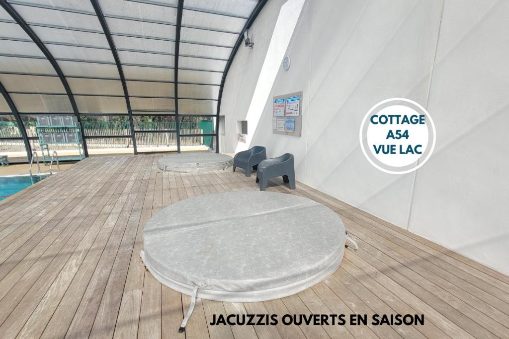 LE COTTAGE VUE LAC-2 vélos-Village Vacances Nature de 70ha! avec piscines et animations